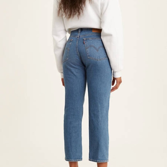 Levi's® WEDGIE STRAIGHT FIT WOMEN'S JEANS - Picture 3 of 4